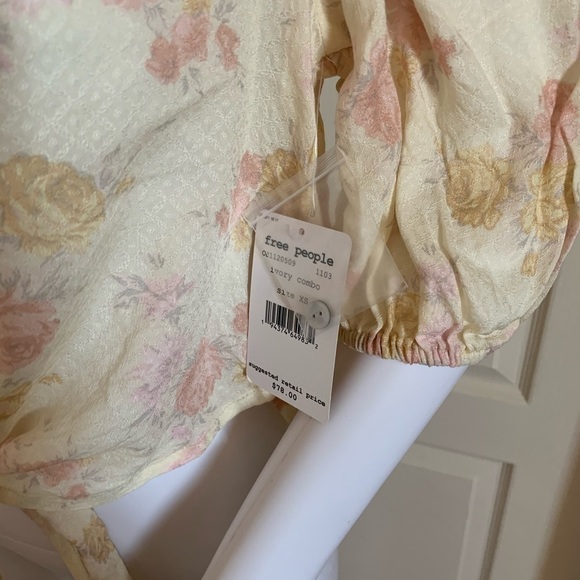 Free People Celia Printed Blouse In Ivory - Picture 6 of 10